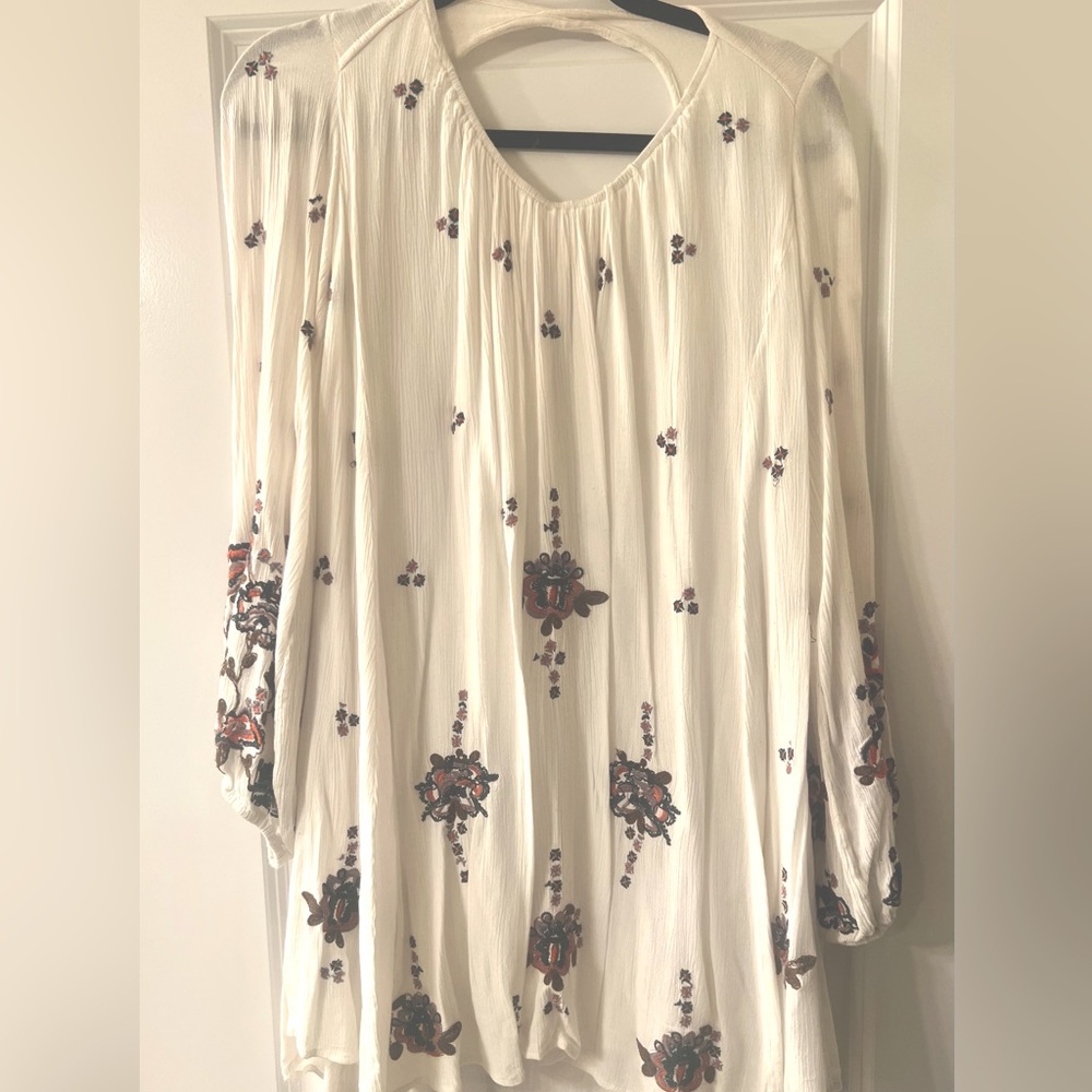Free People hard to find Embroidered floral dress
